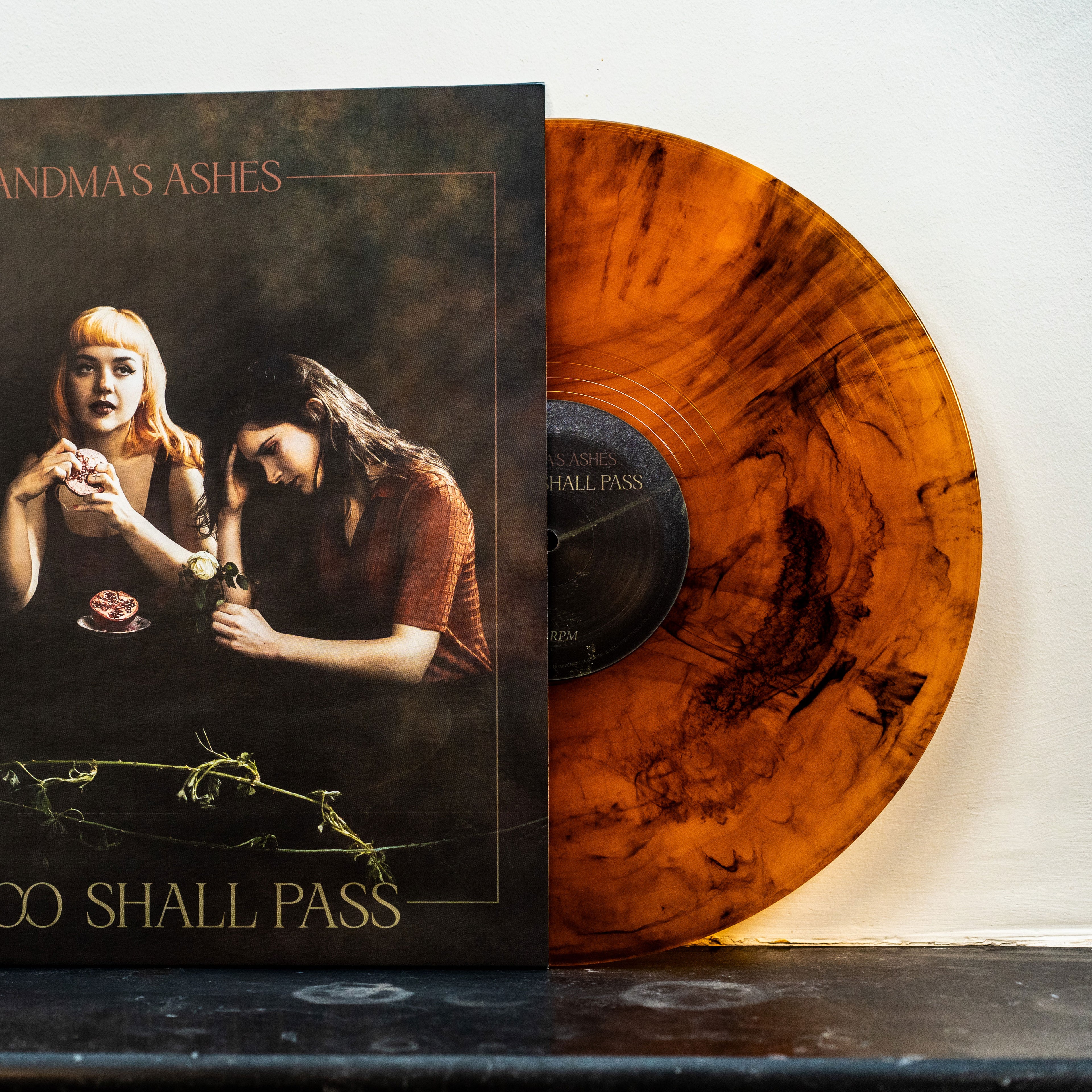 GRANDMA'S ASHES - This Too Shall Pass (Vinyle)